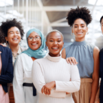 Diversity Management ist kein Trend, sondern eine strategische Notwendigkeit: Gelebte Vielfalt steigert Innovation, Mitarbeiterzufriedenheit und das Employer Branding. Voraussetzung dafür ist jedoch, dass Inklusion systematisch in die Unternehmenskultur integriert wird – nur so entfaltet sie ihr volles wirtschaftliches Potenzial.