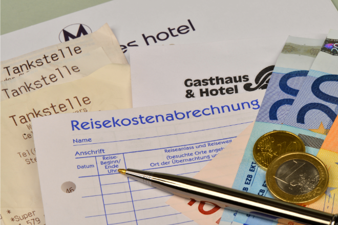 Reisekostenpauschalen 2026: Lesen Sie hier, welche neuen Beträge und Regeln jetzt gelten – kompakt zusammengefasst.