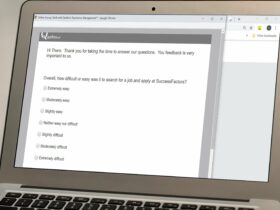 Qualtrics-Fragebogen auf dem Laptop