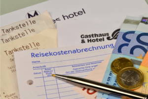 Reisekostenpauschalen 2025: Lesen Sie hier, welche neuen Beträge und Regeln jetzt gelten – kompakt zusammengefasst.